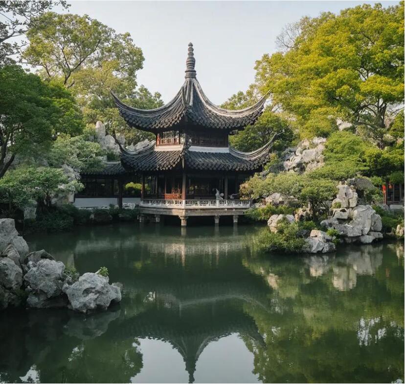 赤峰花留餐饮有限公司